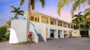 Seychelle Apartments by the Bay - Image 2