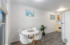 Seychelle Apartments by the Bay - Image 5