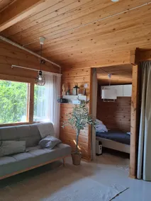 Log cabin by the lake - Image 3