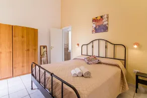 Sicula home in the city center - Happy Rentals - Image 5