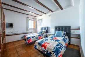 Casa Daci Old Town Sea View Flat - Image 4