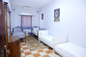 house with two air-conditioned bedrooms - Image 4