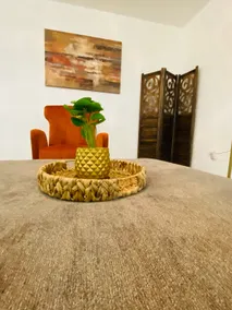 Large spacious 1bedroom 2 bathrooms close to beach - Image 2