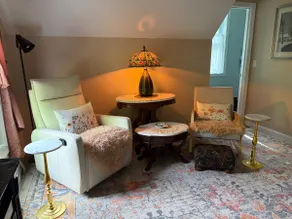 Upper Sunny Side Suite - Image 2