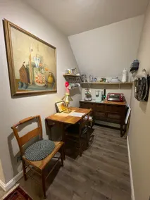Upper Sunny Side Suite - Image 5