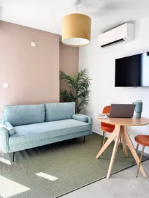Studio Suite with spa access - Image 3