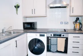 City Centre. Two bedroomed two bathroom apartment - Image 4