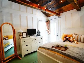 Sawdust city haus - Image 2