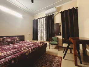 The Room @ Bel - Monte - Image 3