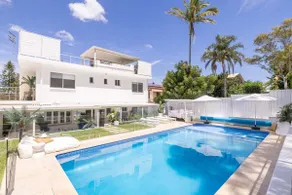 Cloud Nine, 18 Wynne Cres - heated pool, waterviews, beach - Image 4