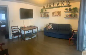Garland Charmer - Image 2