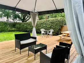 Private suite in the heart of the city! 1bed/1bath - Image 5