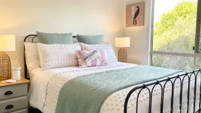 3BR TownCottage in the Heart of Springfield Lakes - Image 3