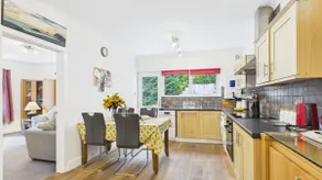 Glenvale - 2 Bedroom Apartment - Saundersfoot - Image 2