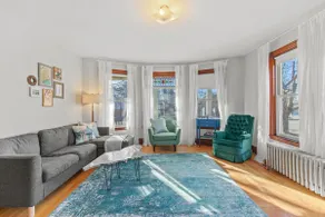 Bright and Spacious 2 BR with Parking - Image 3