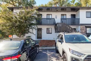 Condo on a creek with balcony - Image 4