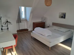 Convenient 1-bedroom apartment - Image 4