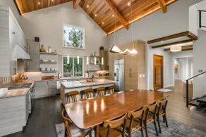 Alpine Lodge Sunriver, 5 BR Luxe, SHARC, Hot Tub, King Suites, EV, Ft Rock Park - Image 4
