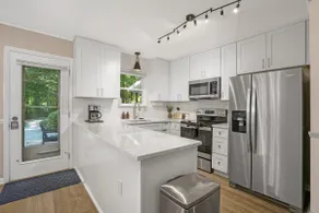 3BR Pet-Friendly Home| BigFenced Yard+Fire Pit - Image 3