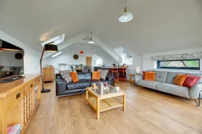 The Coach House - Image 5