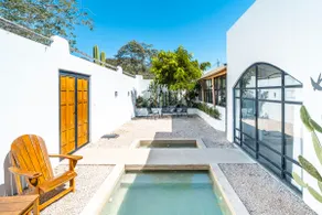 Private Villa w/ Pool, quiet area, 5 min to beach. - Image 5