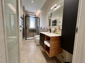 Elegant urban retreat near downtown & events - Image 2