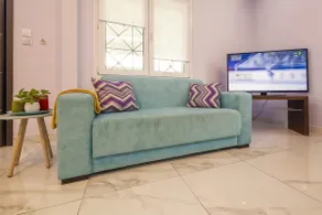 Modern fully-equipped house, 5 min walk from metro - Image 5