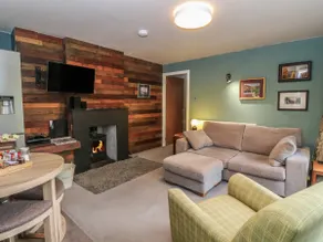 Puidrac Cottage - Image 3