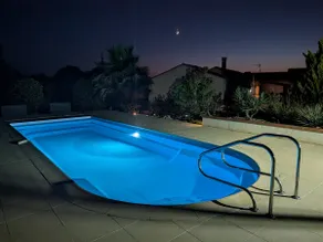 Adults Only: Relax in nature & heated pool - Image 3