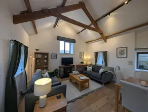Spacious, luxury,  romantic Barn for couples near Exmoor & Coast - Image 2