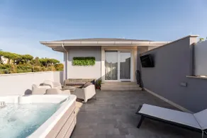 Penthouse + Jacuzzi (panoramic view) near Rome. - Image 4