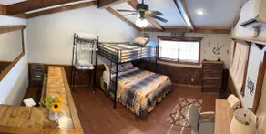 Shoreline Cottage & Barn-doninium, 8 beds, pet friendly by Lake Texoma - Image 3