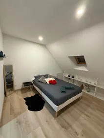 Property with equipped hot tub - Image 3