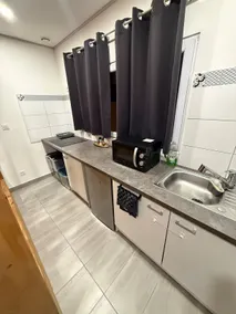 Property with equipped hot tub - Image 4