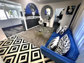 Hidden Gem - 10 Mins To Wineries 2 Bedroom - Image 2