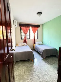 Spacious house in Tuxpan with A/C, ideal for families and groups - Image 4