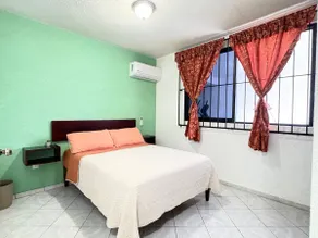Spacious house in Tuxpan with A/C, ideal for families and groups - Image 3