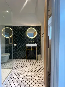 Luxury Design Boutique Annexe - Walk to Award Winning Pub - Image 2