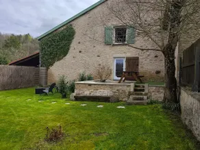Independent apartment with terrace and garden - Image 3
