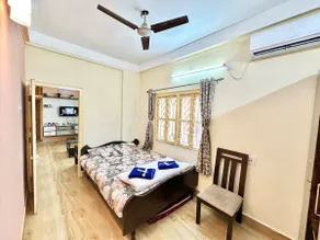 Classic 2BHK Serviced Apartment beside Jadavpur University - Image 3