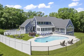Maine Pondfront Home Sleeps 22 - Pool & Hot Tub - Image 2