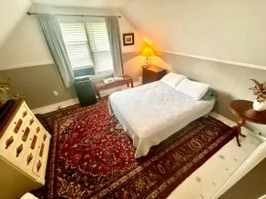 Creative Rest Bungalow - Image 4