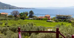 Cozy House with Amazing View and Unique Outdoor! - Image 2