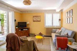 La Soleillade in Manosque • Garden & private parking - Image 2