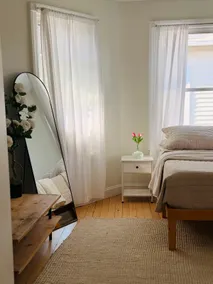 The Lily Pad • Family-friendly • Sleeps 14 • BDL - Image 3