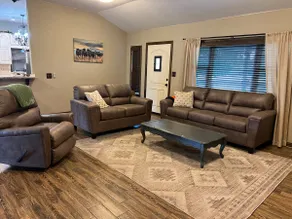 Country Stay/Ranch Home - 15 min from Stillwater! - Image 2