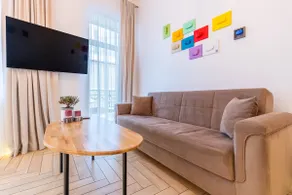 Picturesque Old Town Apartment with Charming Balcony - Image 5