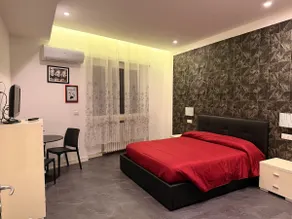 160-m² penthouse, 3 bedrooms, parking, in the city center - Image 3