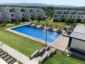Comfortable and Safe House in a Development / Pool - Image 2