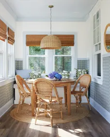 Beautiful oceanfront cottage, year-round getaway - Image 3